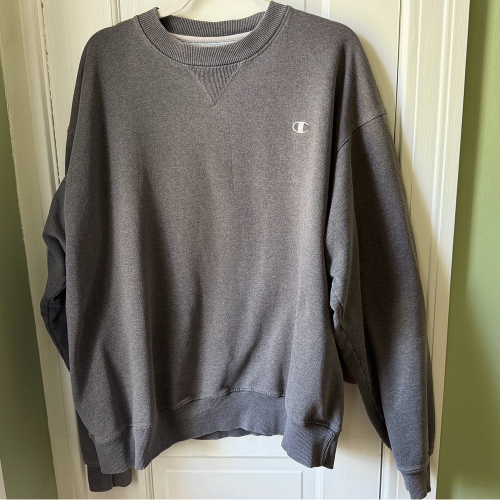 Champion Men's Crewneck Vintage Sweatshirt - Charcoal Grey Size XL